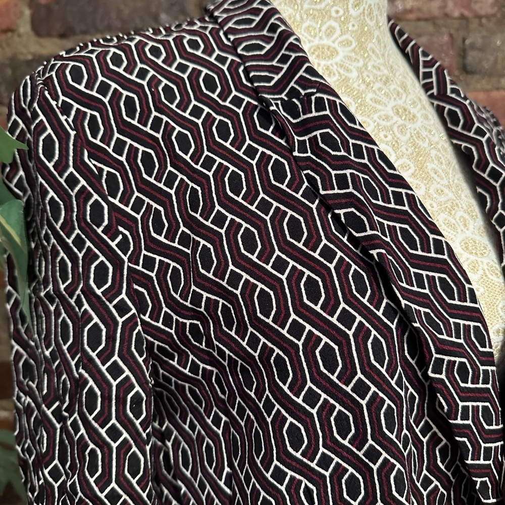 Patterned Blazer - Picture 2 of 4